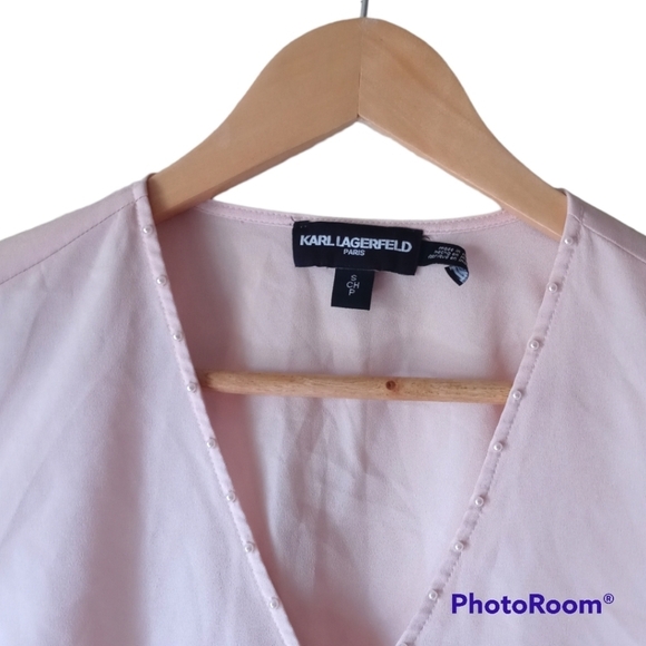 🪷 Karl Lagerfeld Paris Blush Pearl Neck Blouse Size S. - Picture 8 of 12